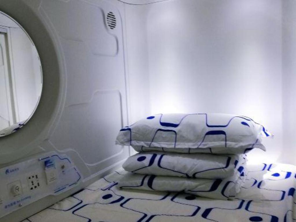 Spot On 89726 Capsule Inn Kota Kinabalu Zewnętrze zdjęcie